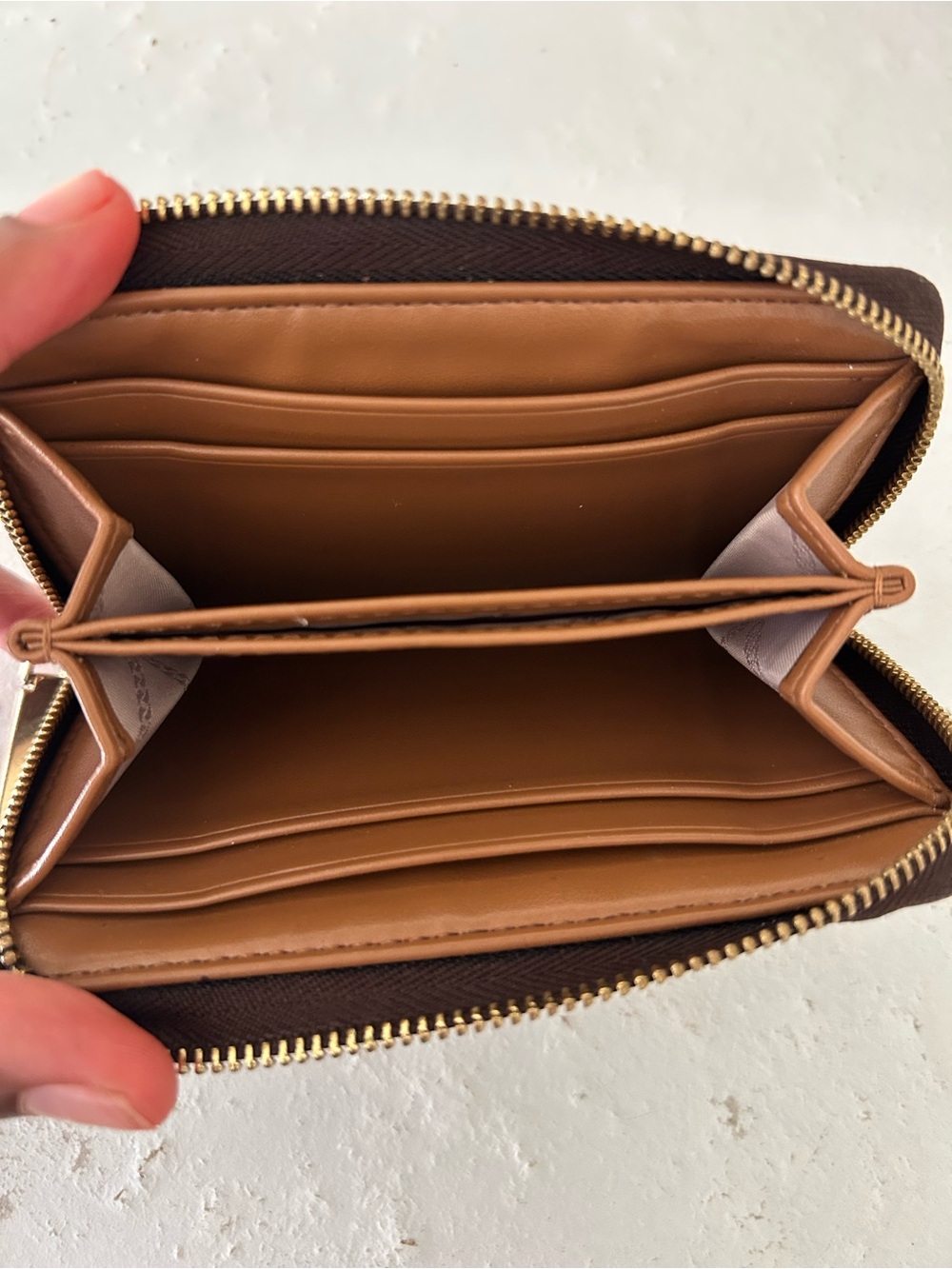 Michael Kors purse and wallet - Picture 10 of 14